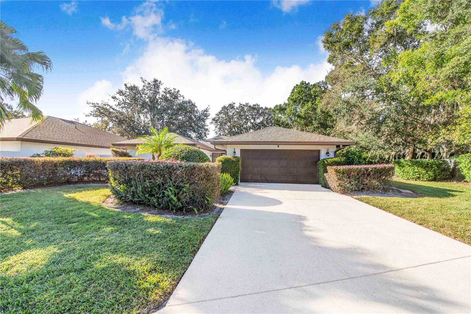 Image 2 of 39 For 20 Coventry Drive