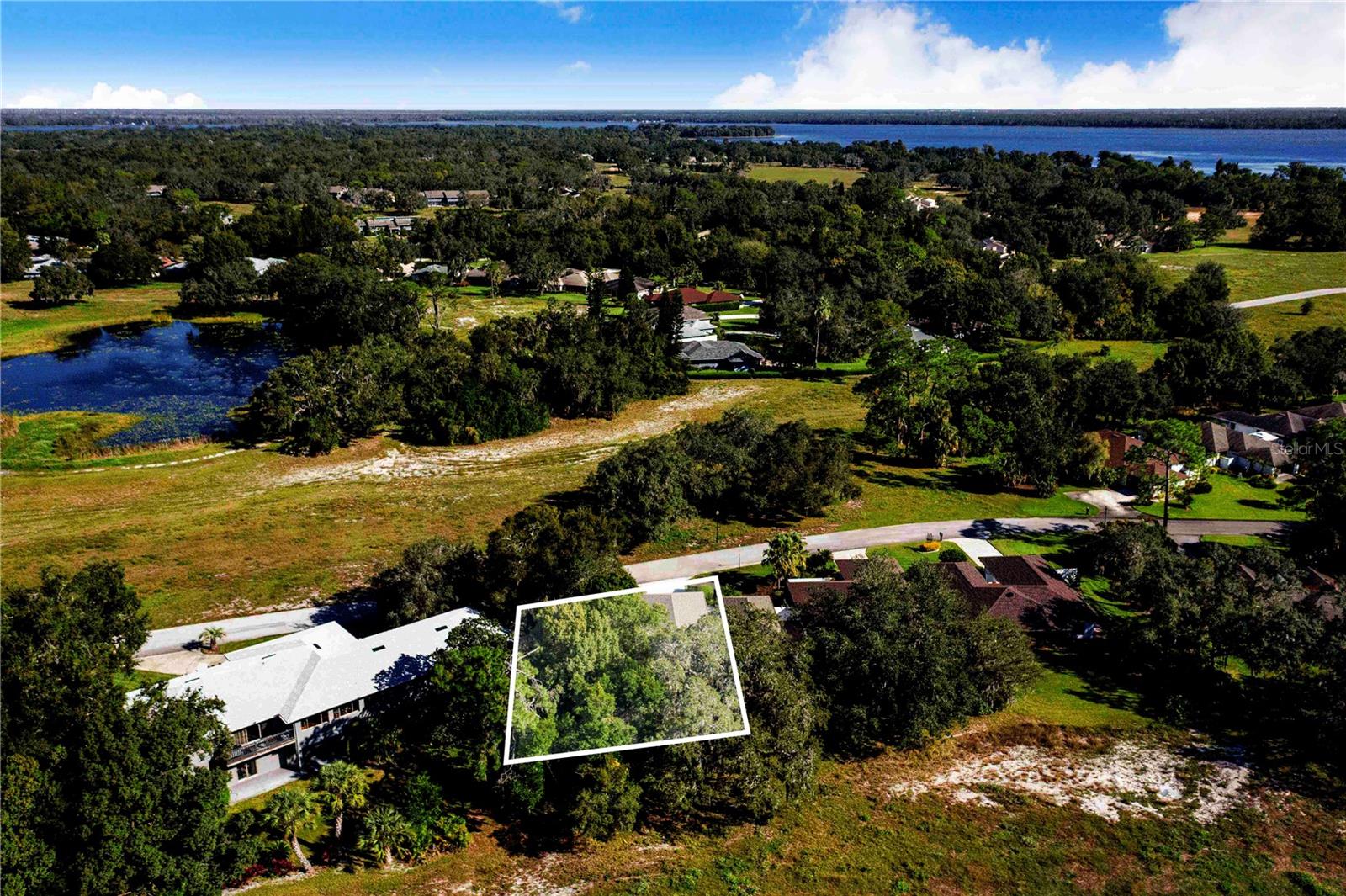 Image 38 of 39 For 20 Coventry Drive