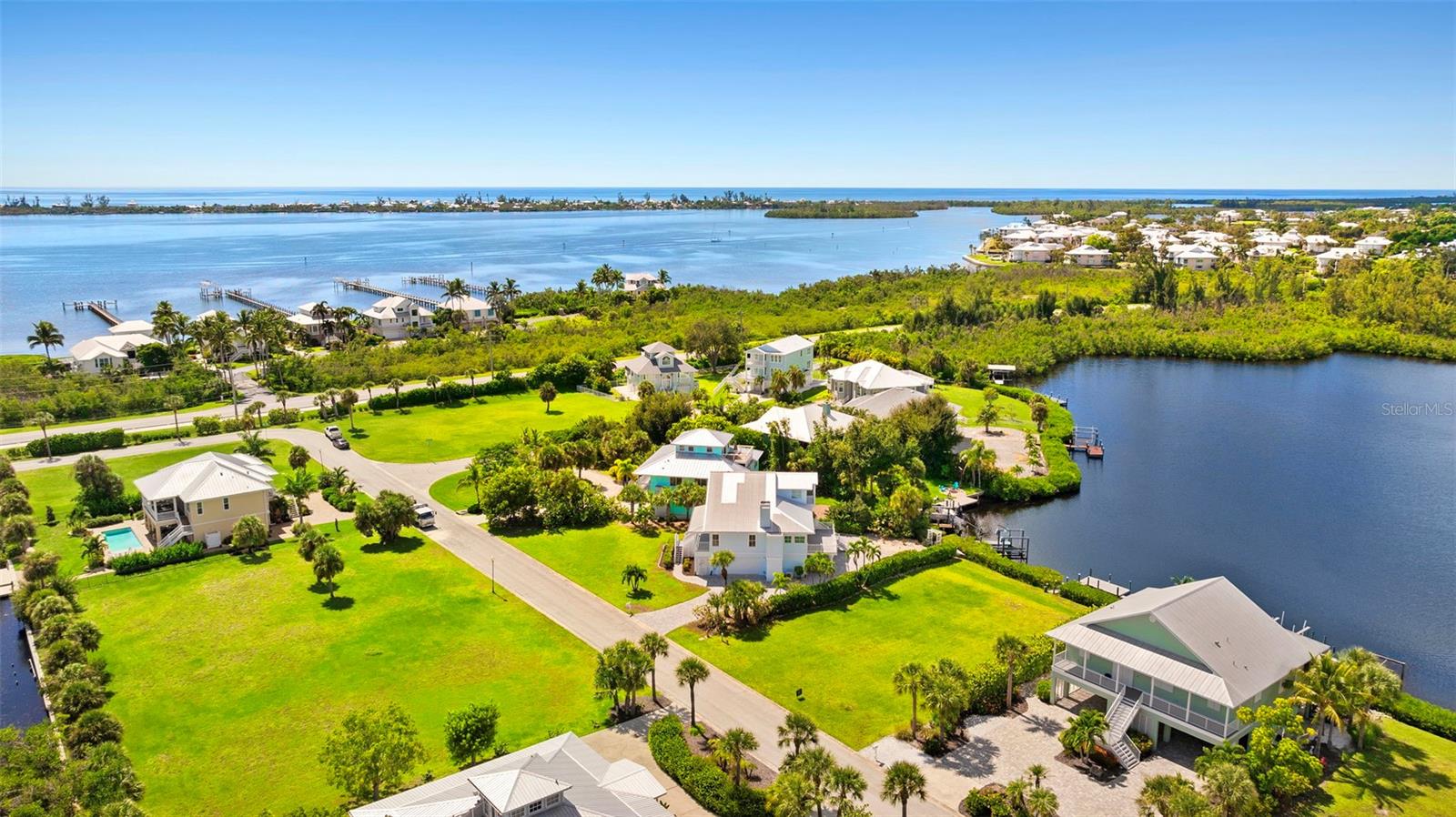 Image 51 of 67 For 13065 Via Aurelia