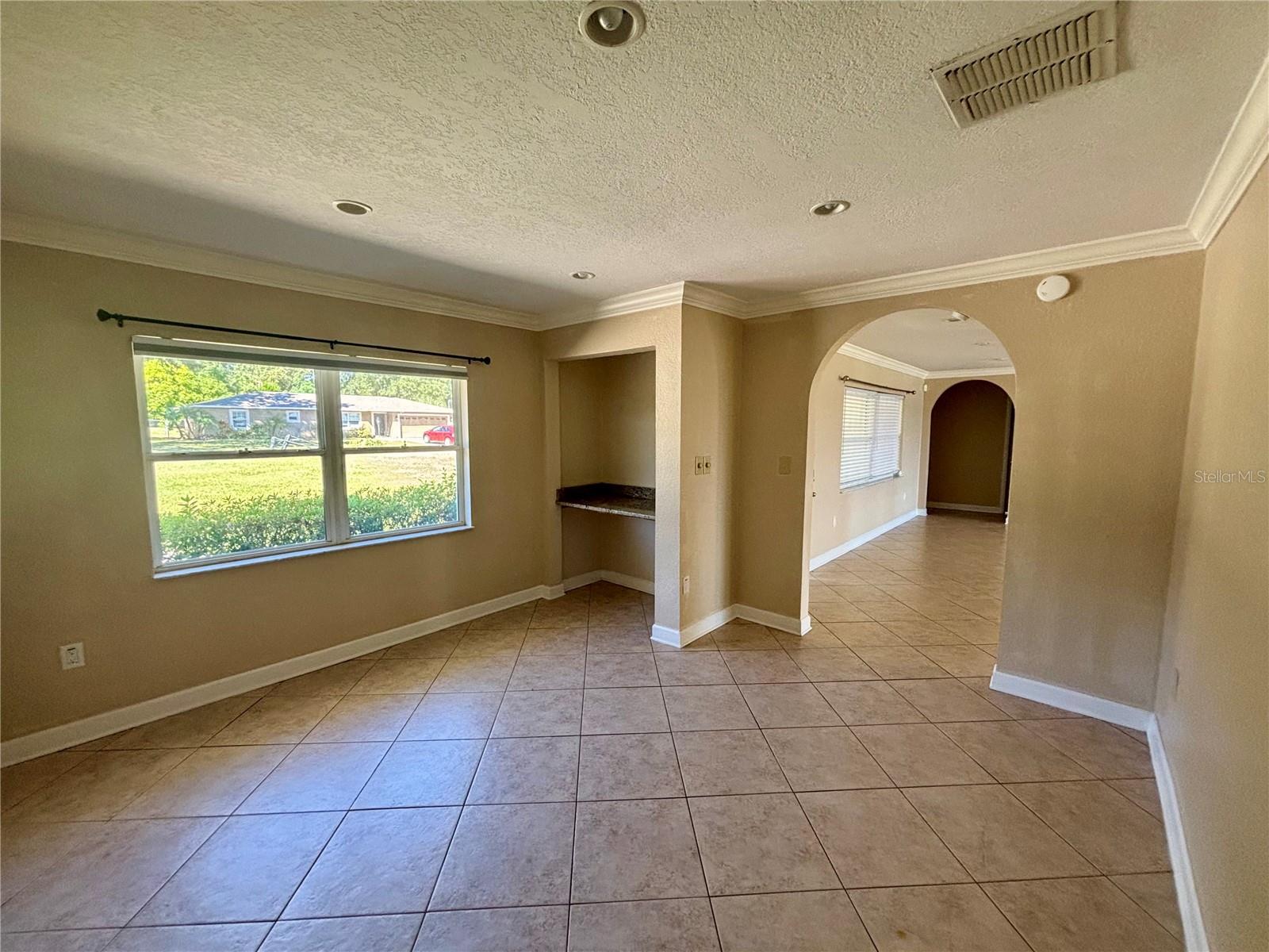 Image 12 of 37 For 3430 Lakeview Drive