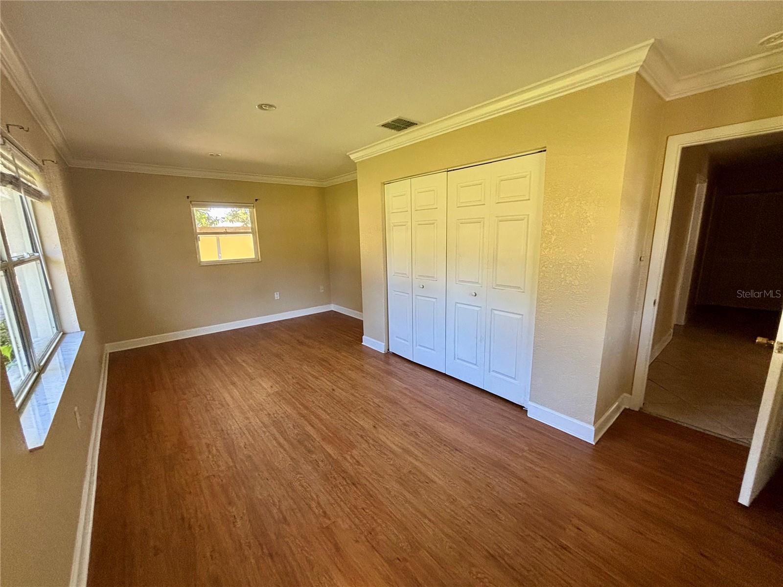 Image 24 of 37 For 3430 Lakeview Drive