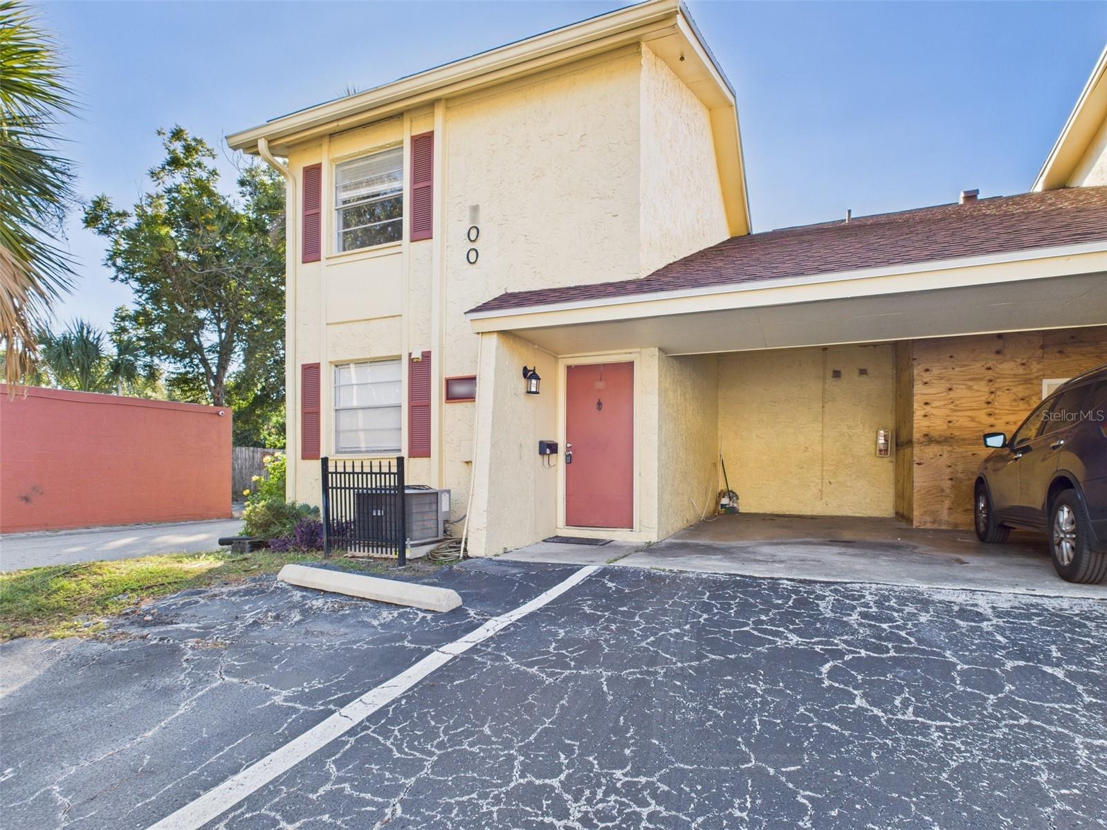 Details for 7502 Bolanos Court, TAMPA, FL 33615