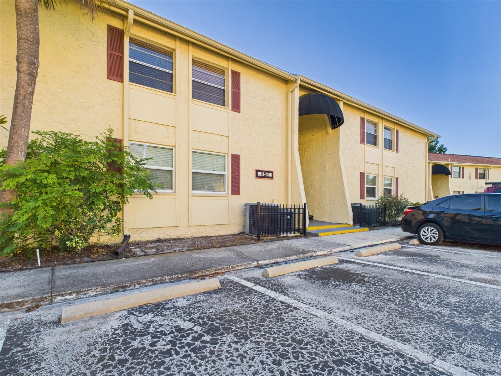 Details for 7512 Dolonita Drive, TAMPA, FL 33615