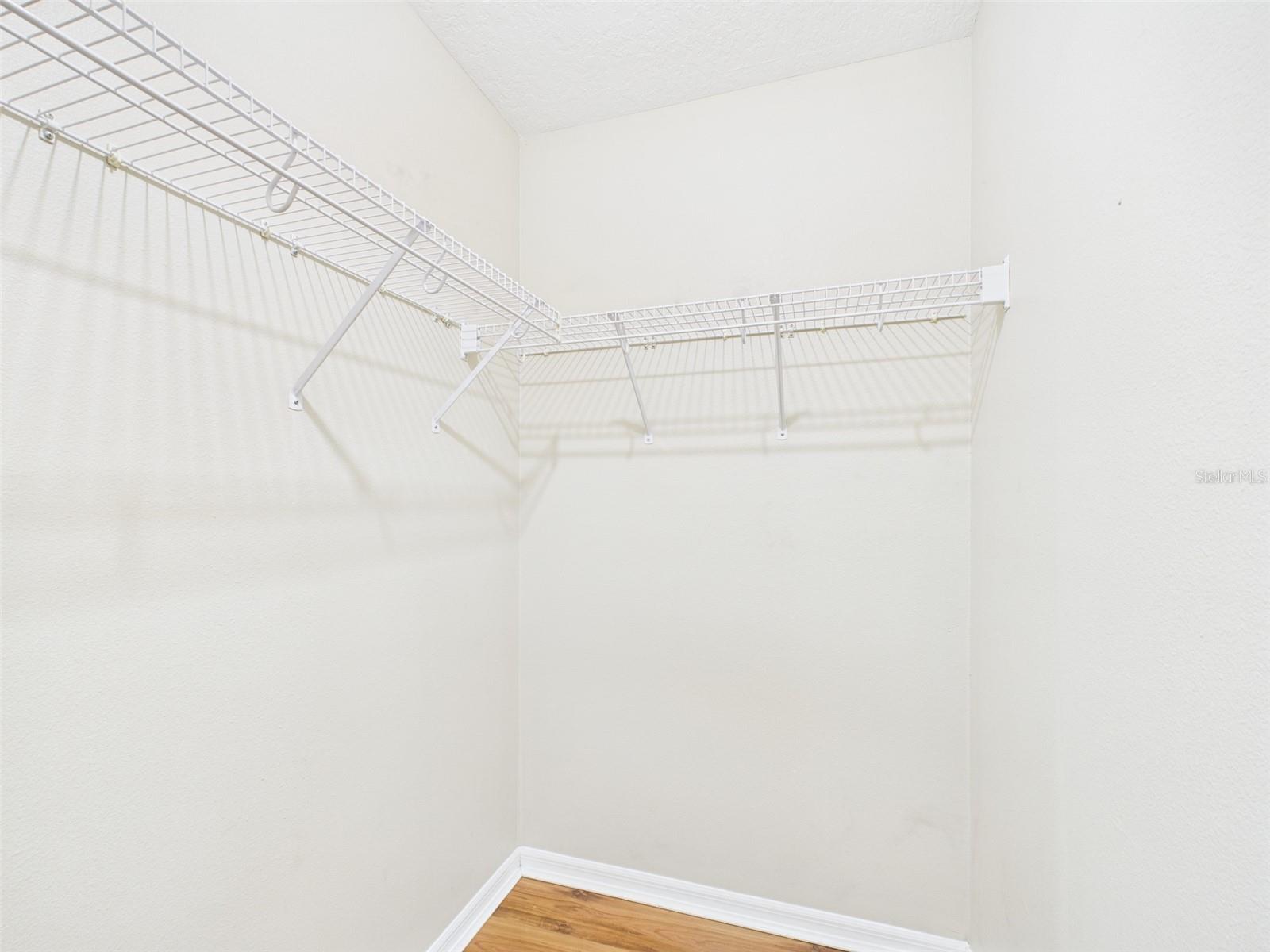 Image 17 of 35 For 322 Bloxam Avenue