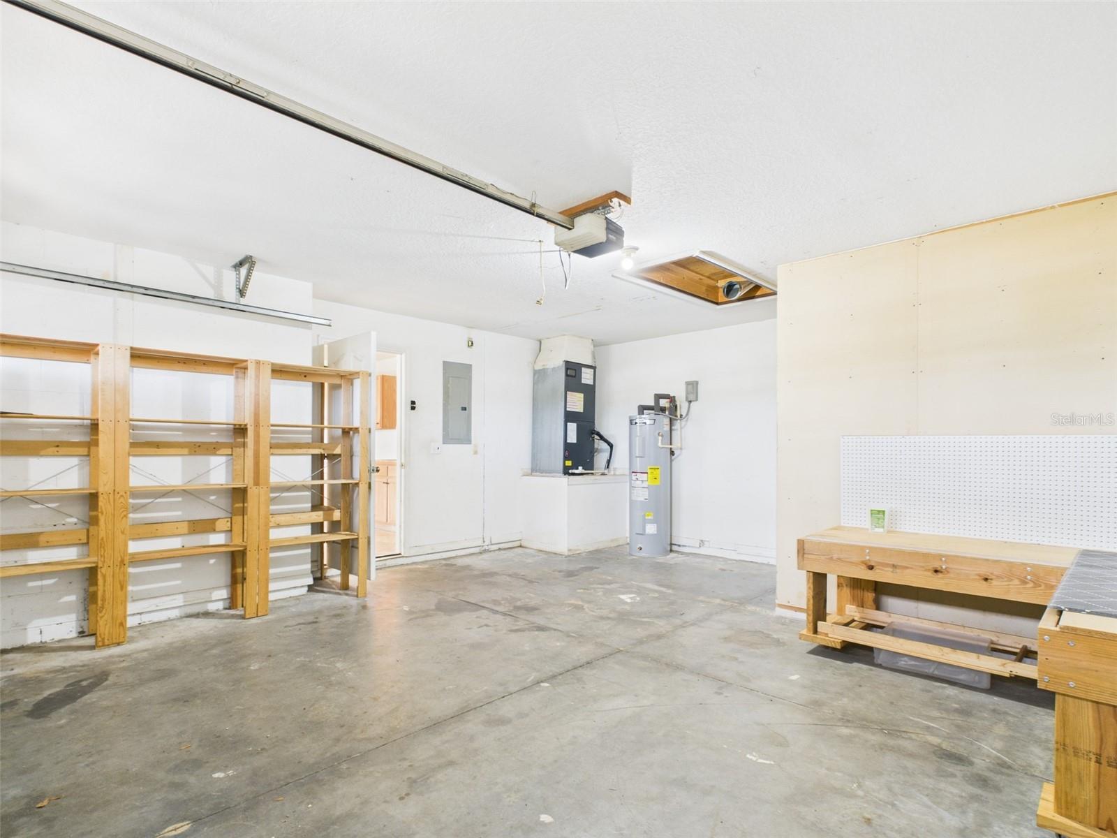 Image 25 of 35 For 322 Bloxam Avenue