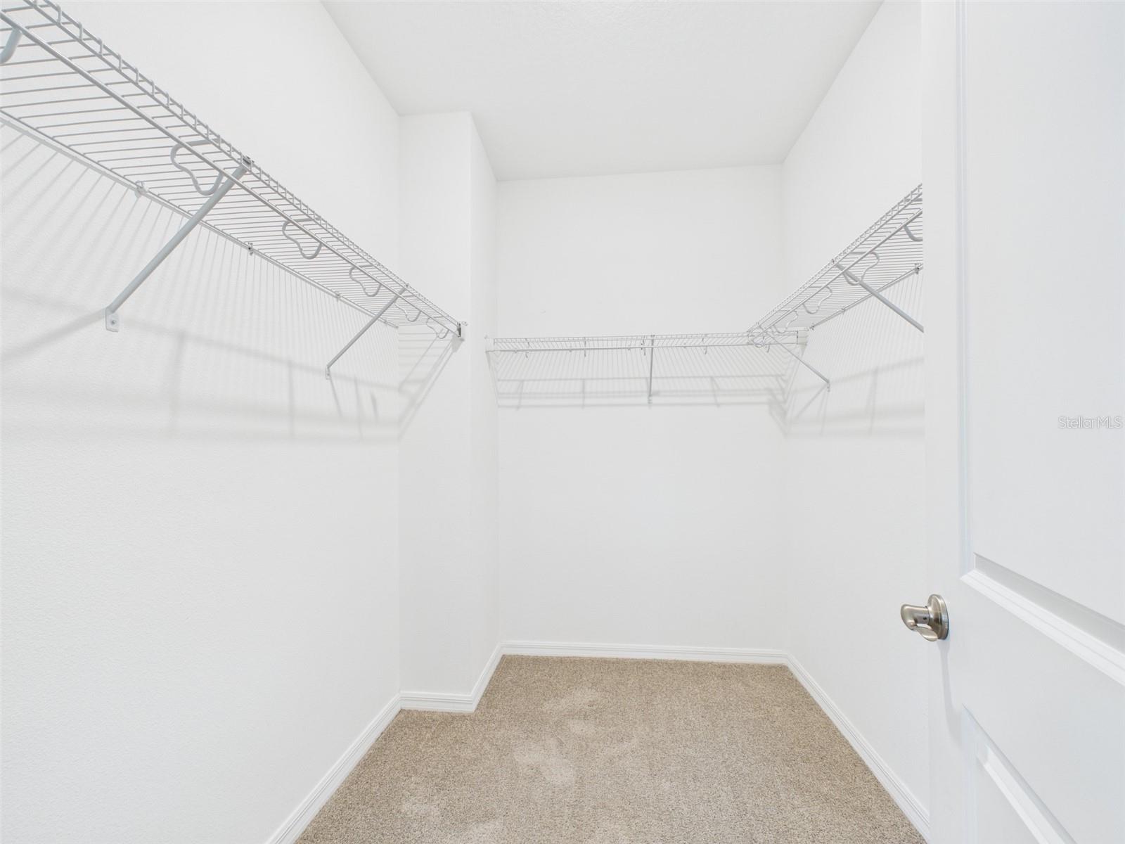 Image 23 of 45 For 2033 Emerald Springs Drive