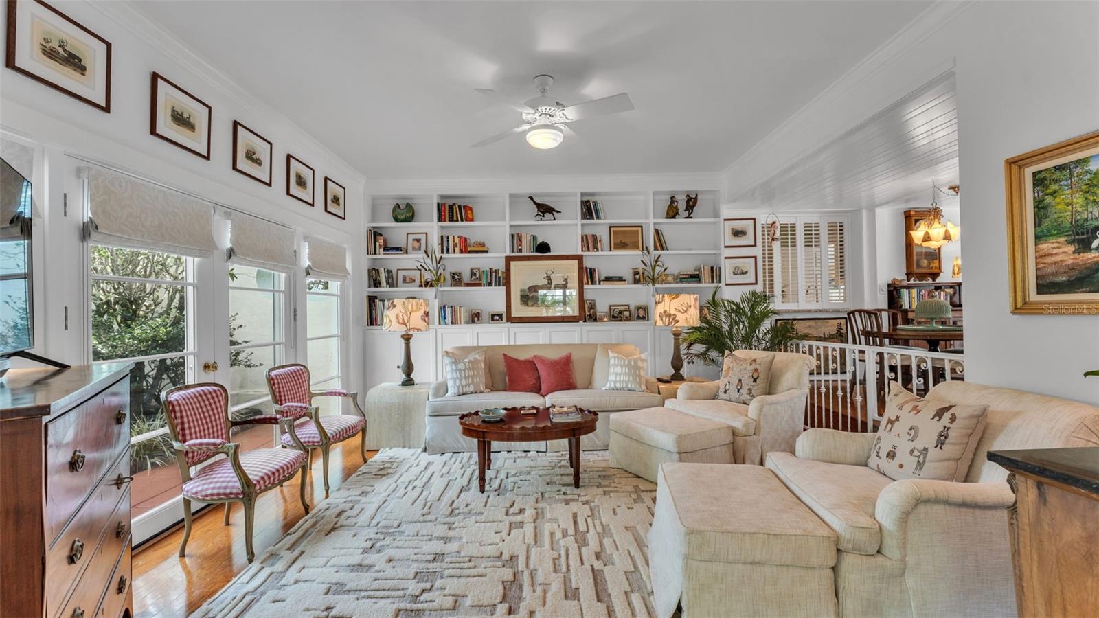 Listing photo id 9 for 2300 Scenic Highway 61