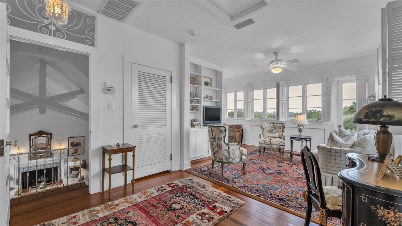 Listing photo id 14 for 2300 Scenic Highway 61