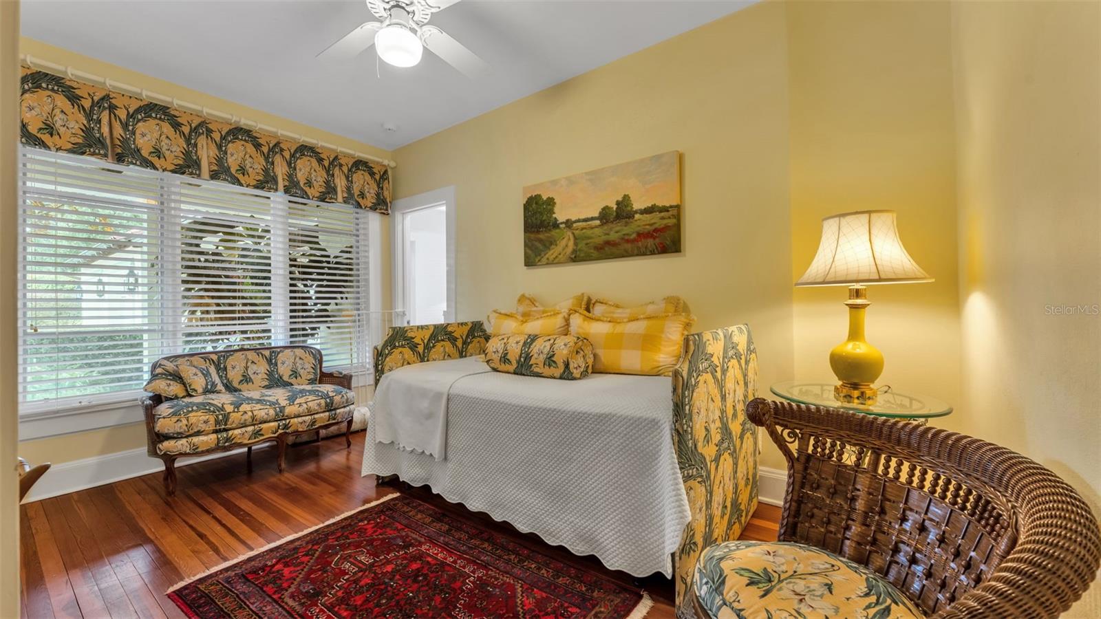 Listing photo id 17 for 2300 Scenic Highway 61