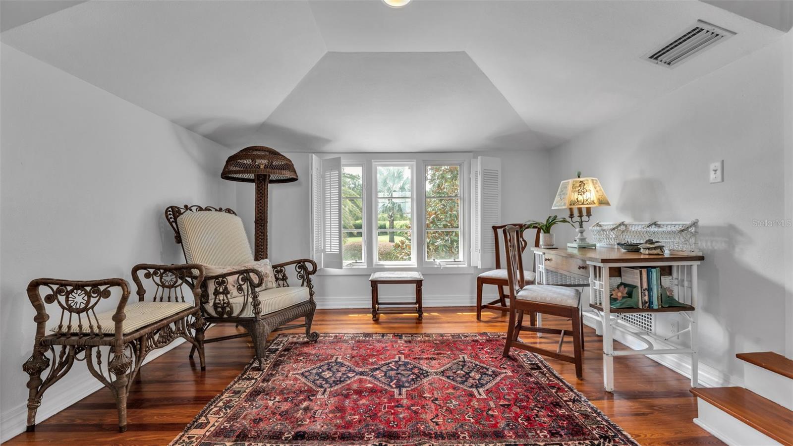 Listing photo id 21 for 2300 Scenic Highway 61