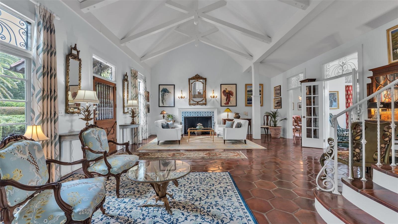 Listing photo id 1 for 2300 Scenic Highway 61