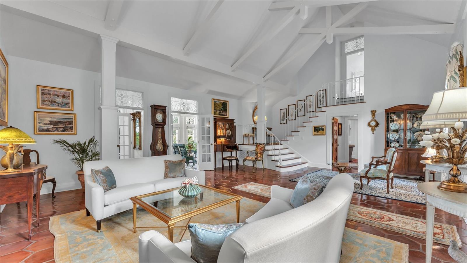 Listing photo id 2 for 2300 Scenic Highway 61