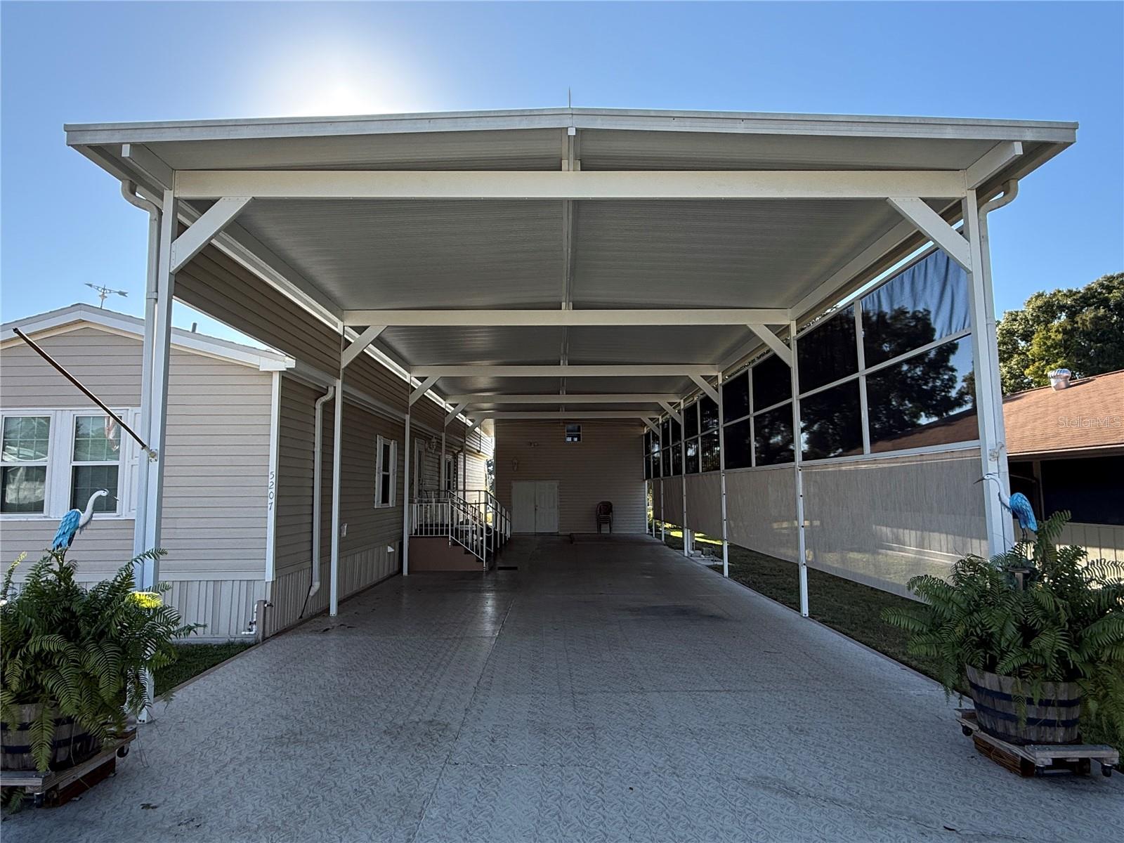 Image 3 of 51 For 5207 Island View Circle S