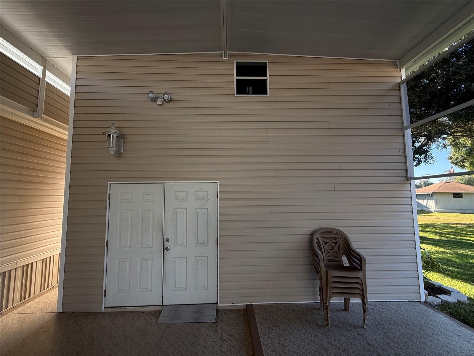 Image 8 of 51 For 5207 Island View Circle S