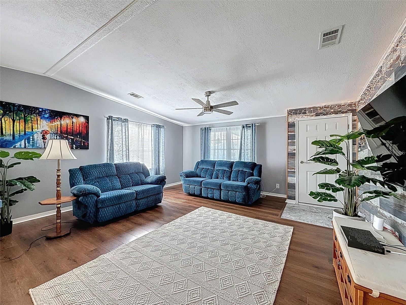 Image 11 of 80 For 81 Straphmore Drive