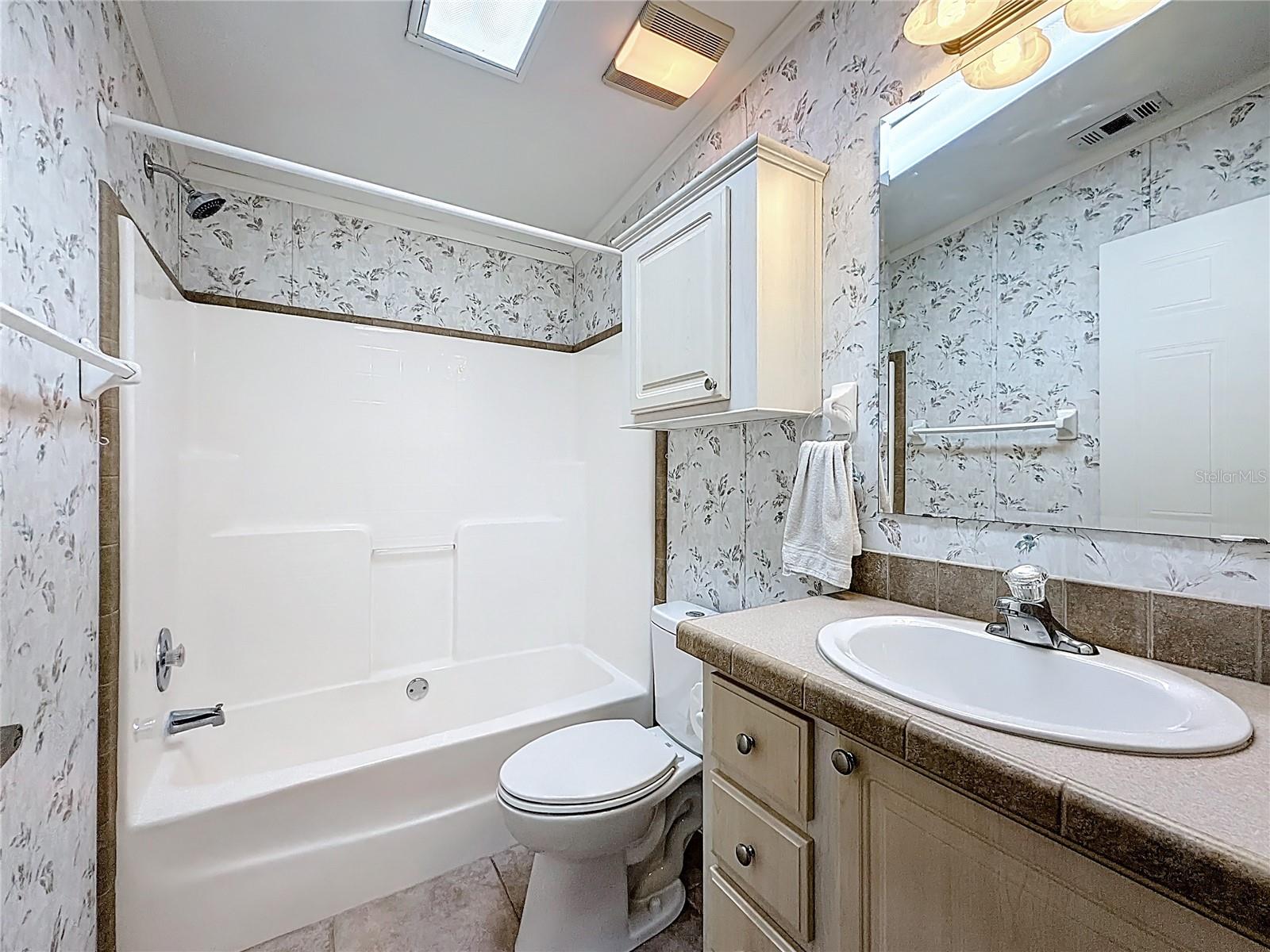 Image 32 of 54 For 6346 Bayberry Blvd Ne