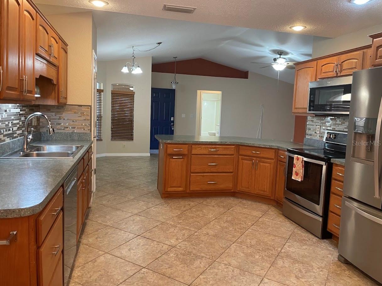 Image 6 of 29 For 4258 Orchid Boulevard