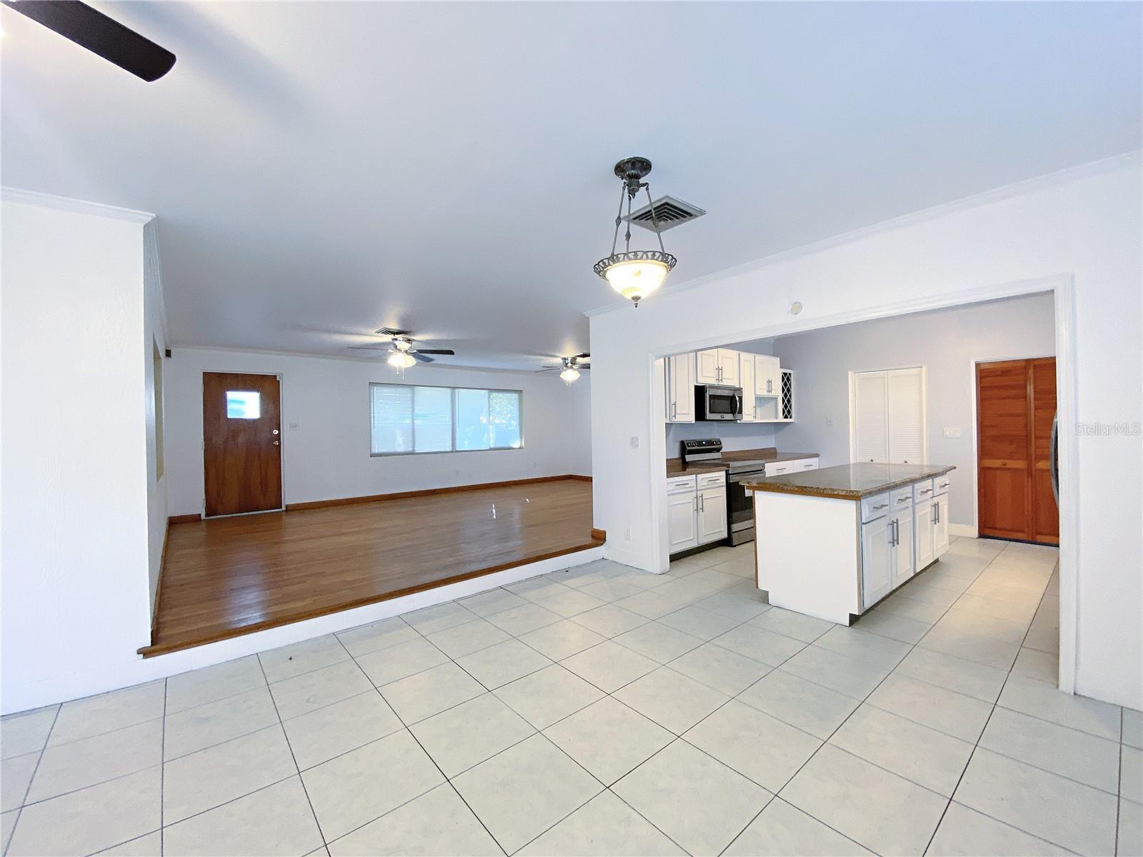 Image 6 of 17 For 902 Scenic Highway