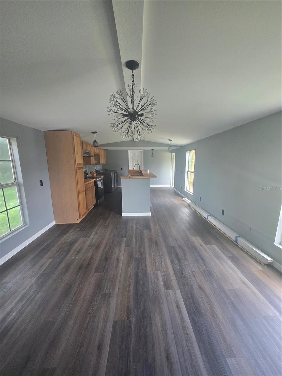 Image 2 of 17 For 2421 Taylor Road S