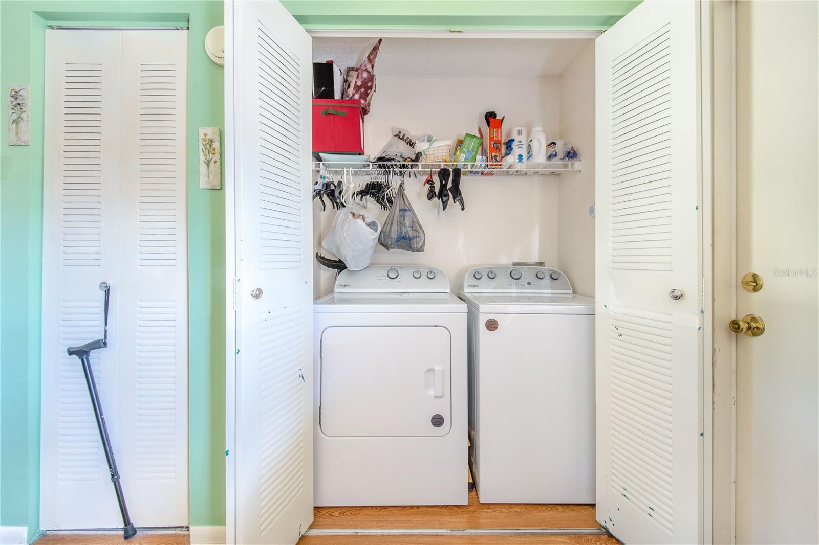 Image 12 of 24 For 1413 Thousand Roses Drive S