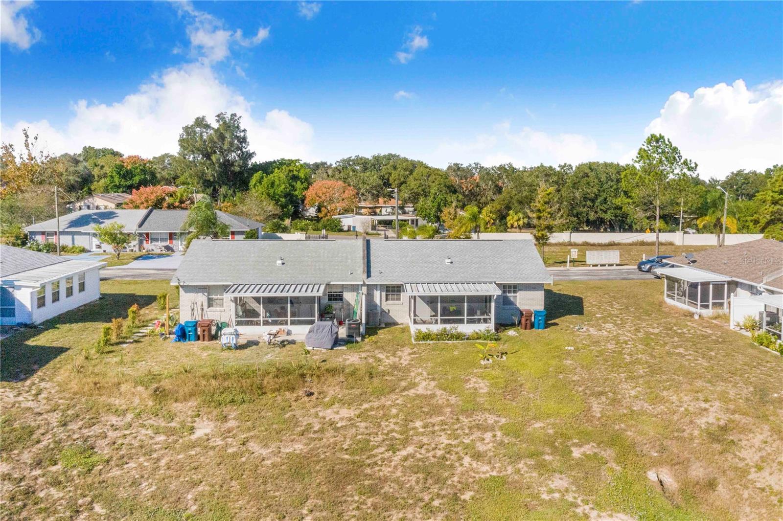 Image 22 of 24 For 1413 Thousand Roses Drive S