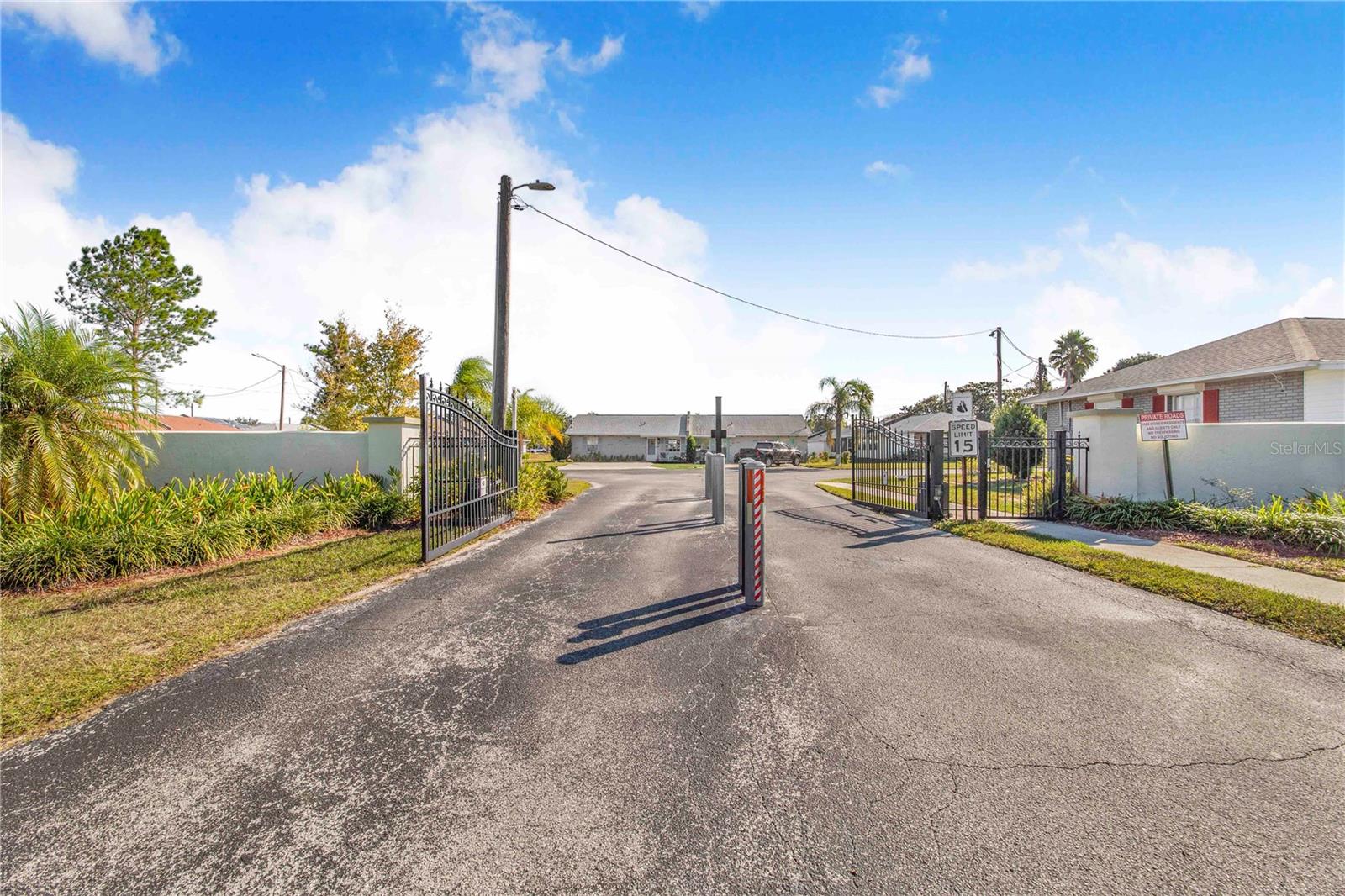 Image 24 of 24 For 1413 Thousand Roses Drive S