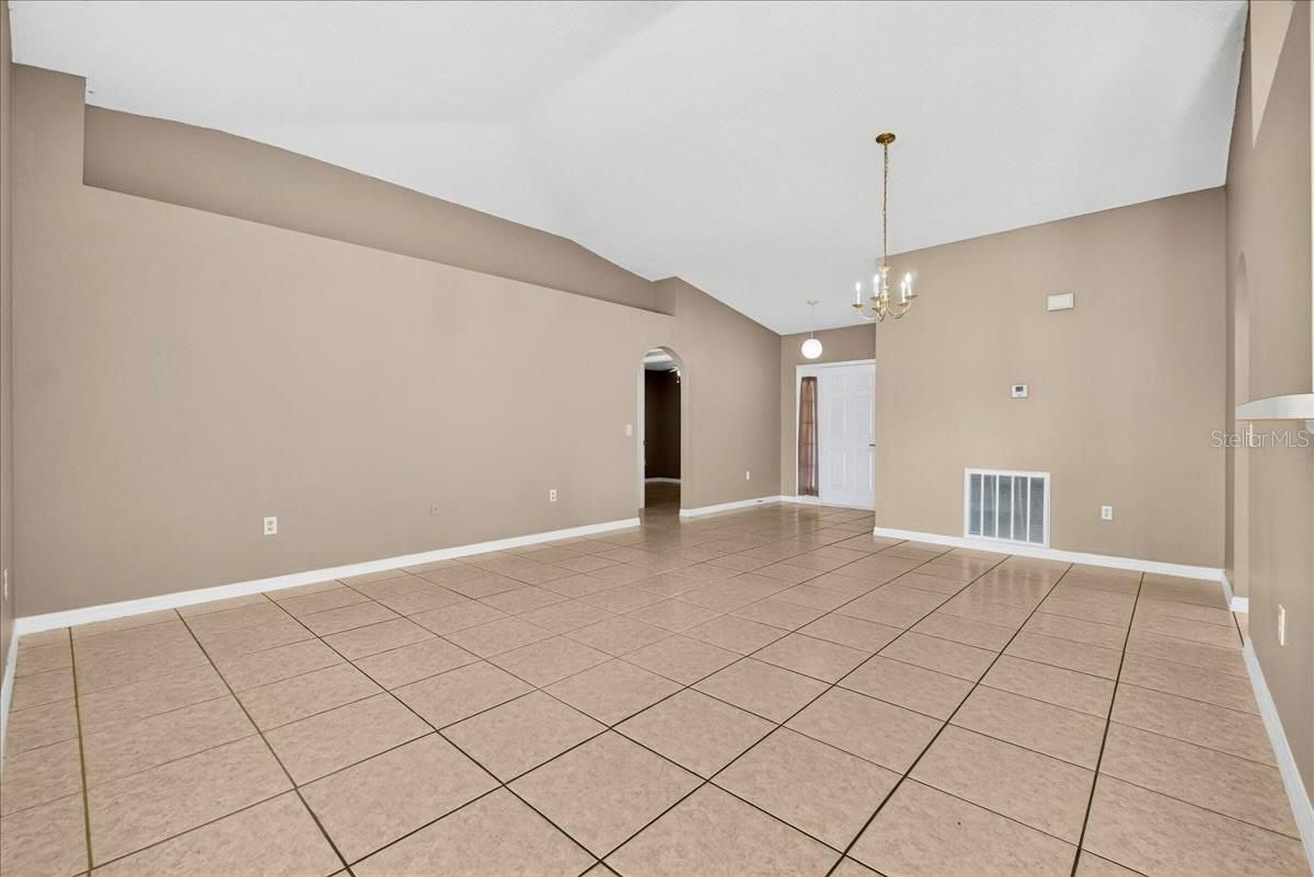 Image 10 of 43 For 3926 Warbler Drive