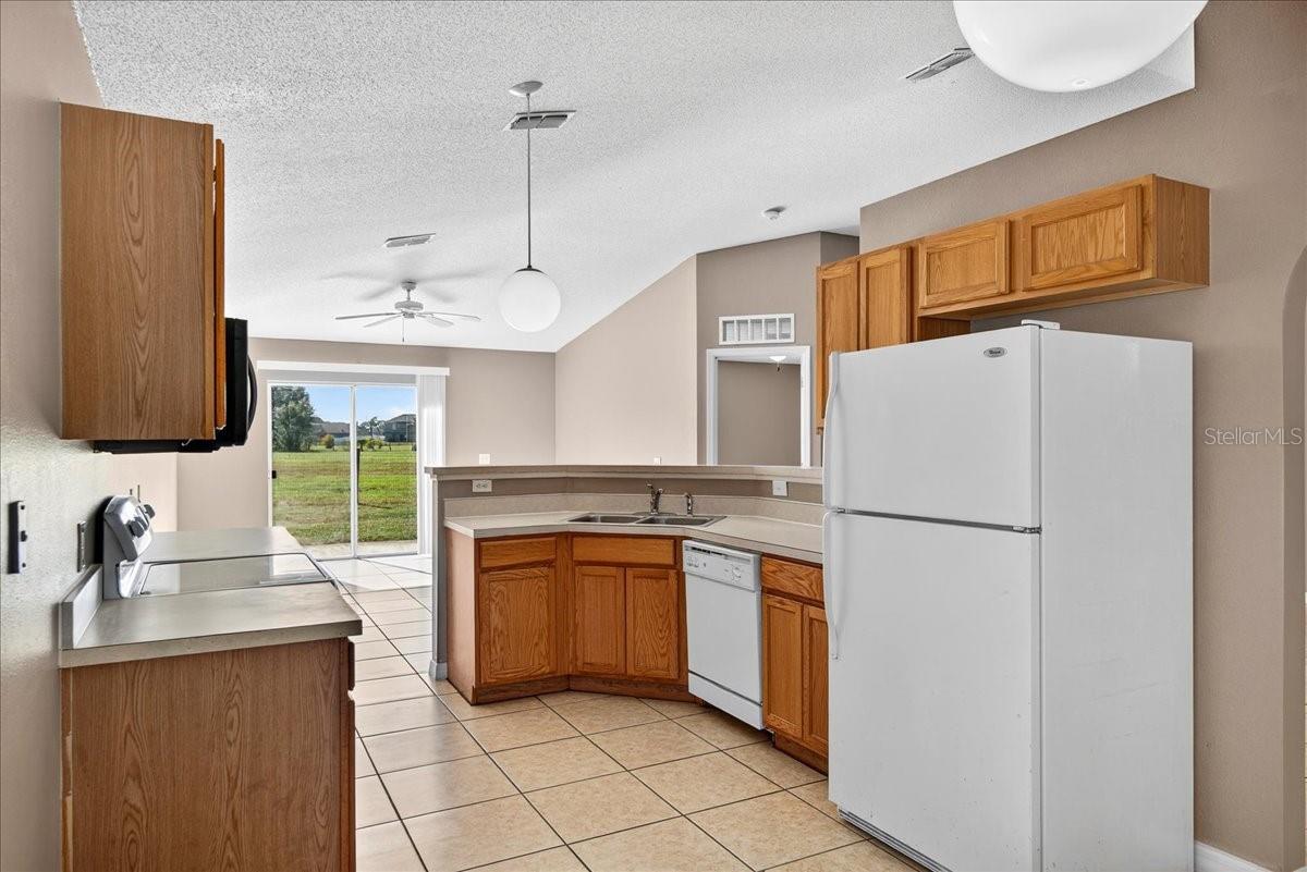 Image 14 of 43 For 3926 Warbler Drive