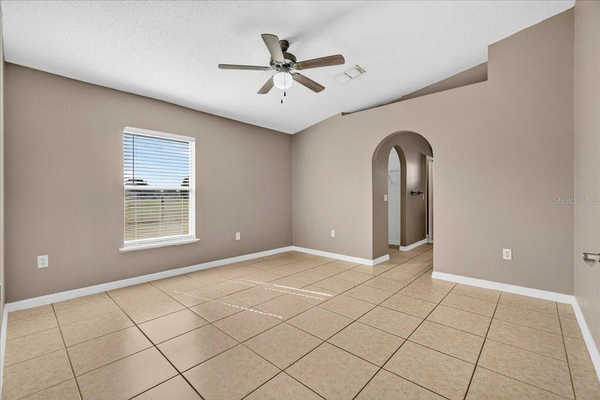 Image 19 of 43 For 3926 Warbler Drive