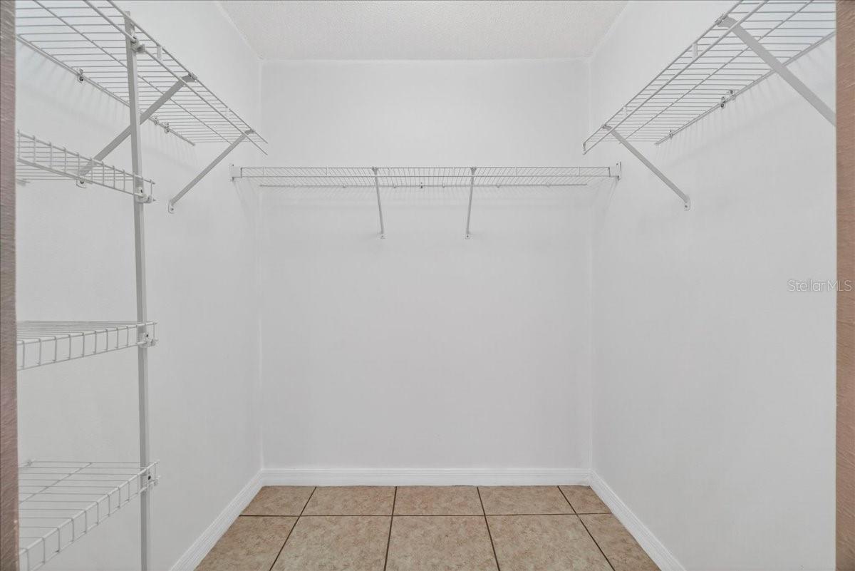 Image 22 of 43 For 3926 Warbler Drive