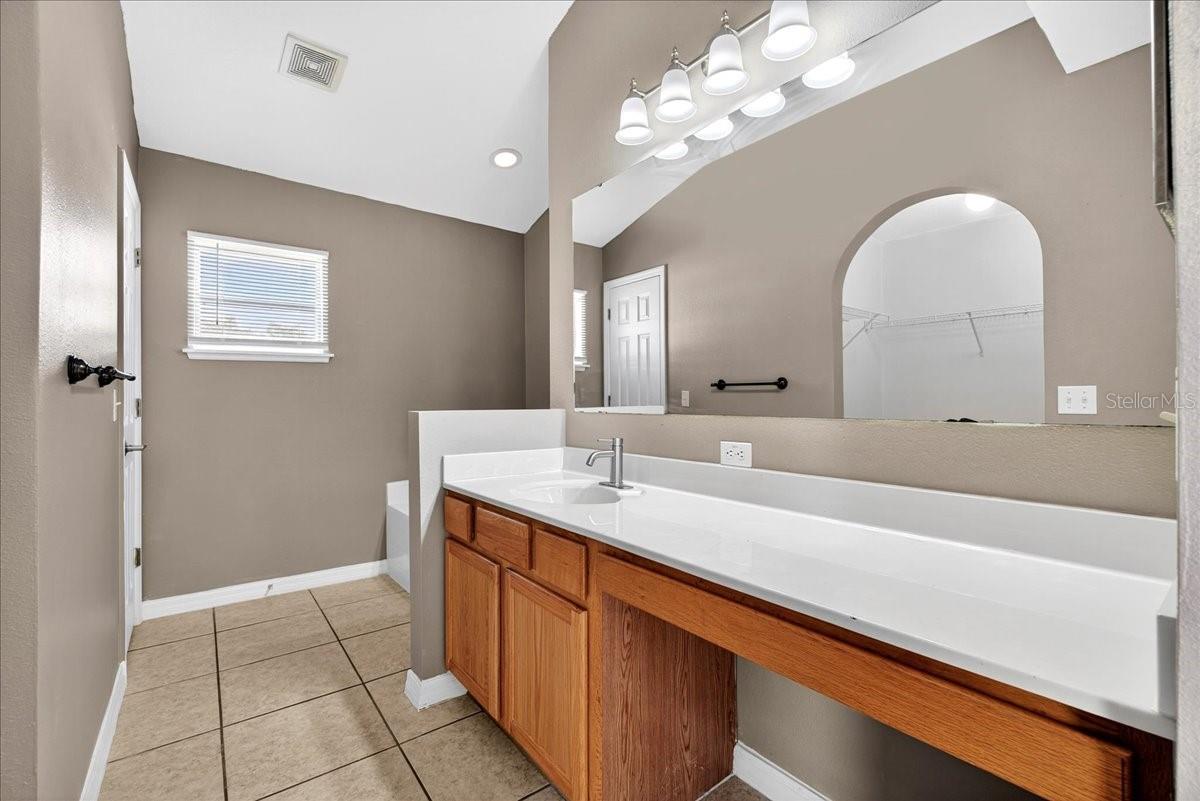 Image 25 of 43 For 3926 Warbler Drive