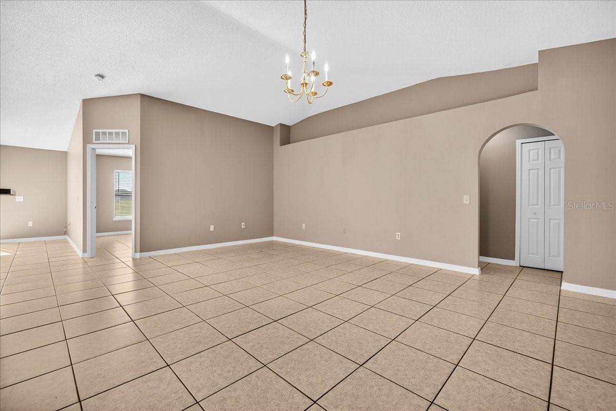 Image 26 of 43 For 3926 Warbler Drive