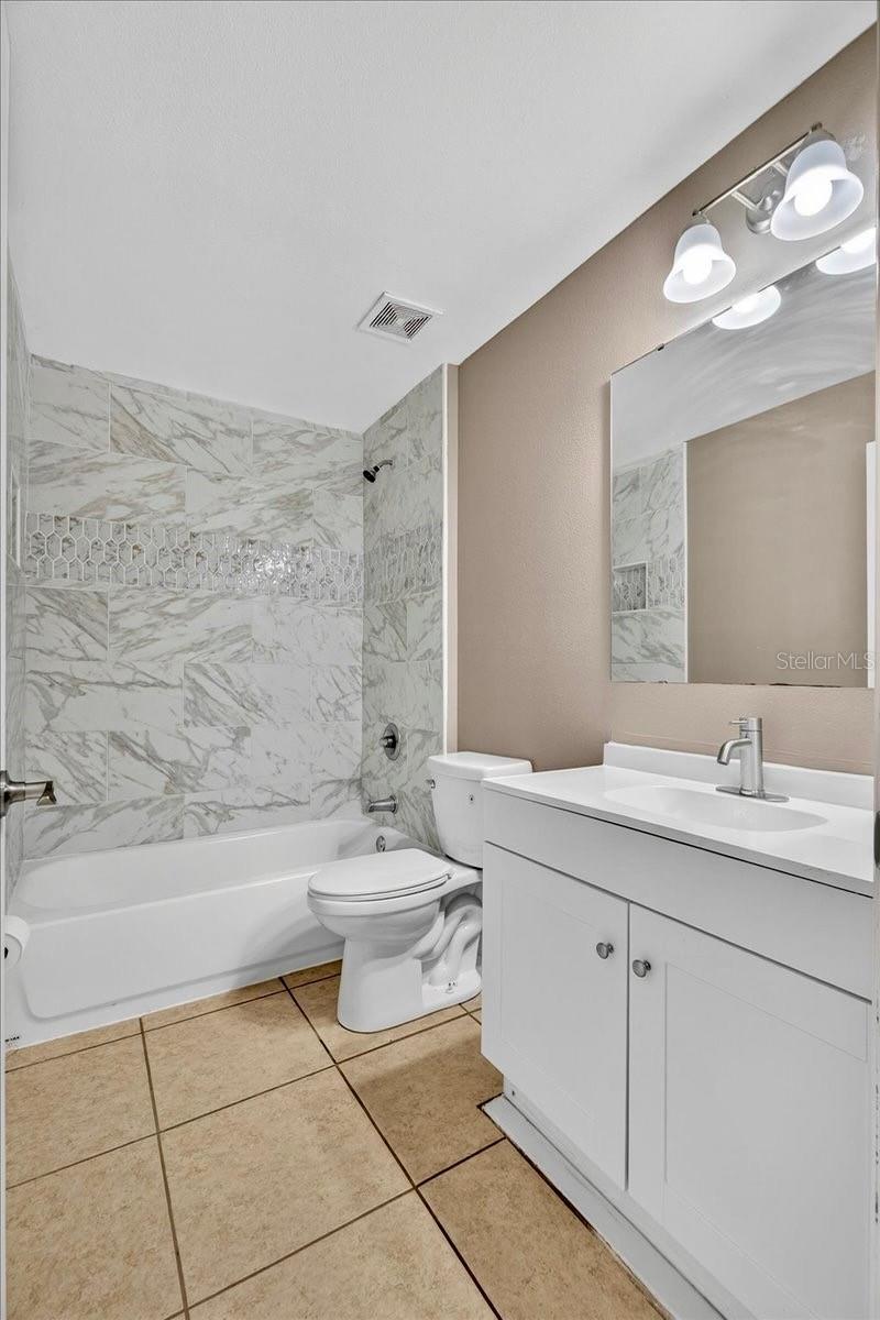 Image 31 of 43 For 3926 Warbler Drive