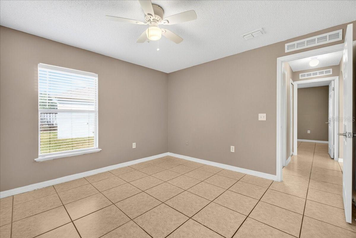 Image 32 of 43 For 3926 Warbler Drive