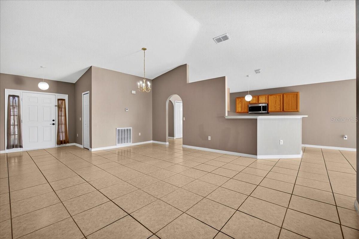 Image 8 of 43 For 3926 Warbler Drive