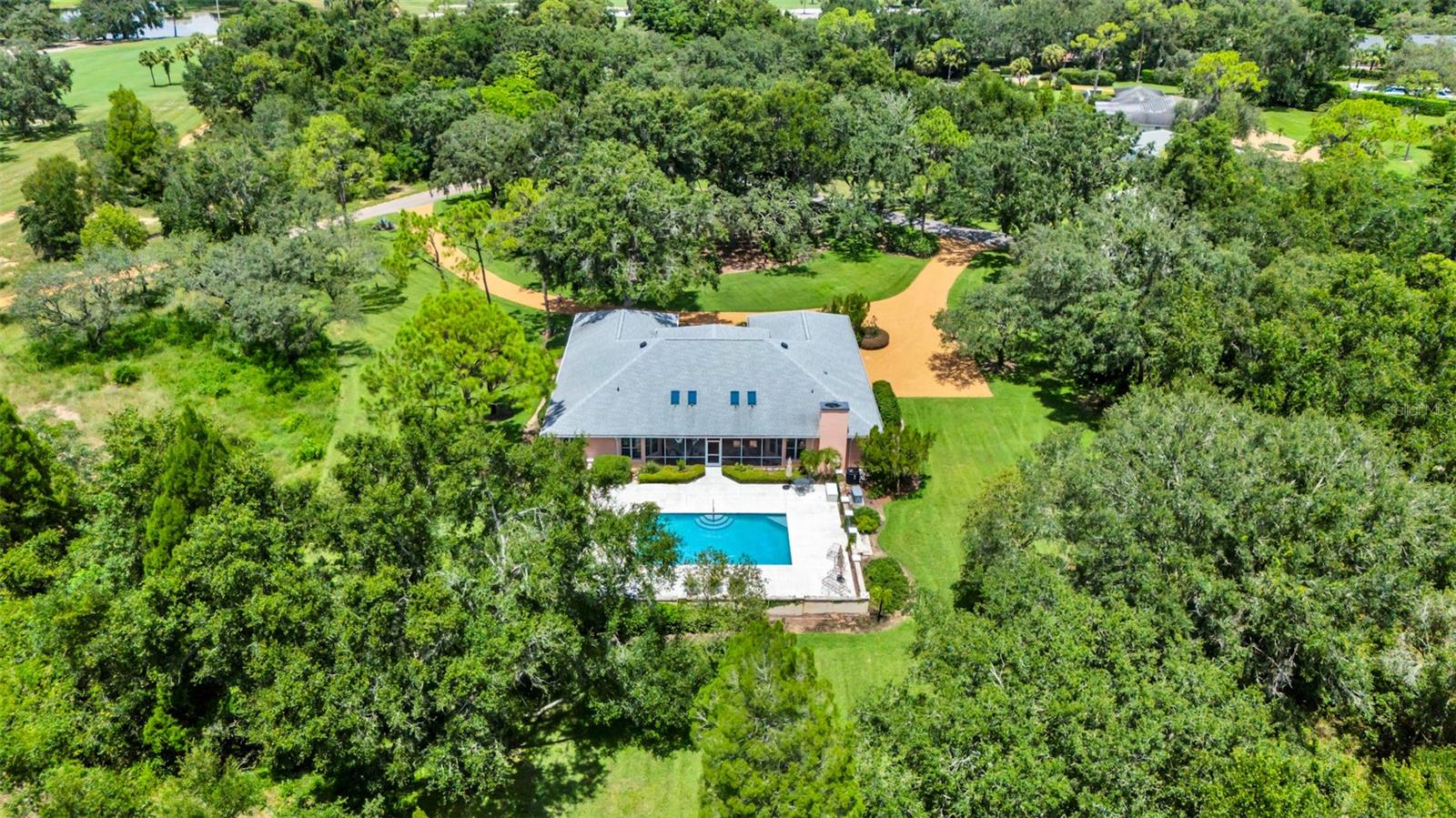 Listing photo id 20 for 116 Mountain Lake