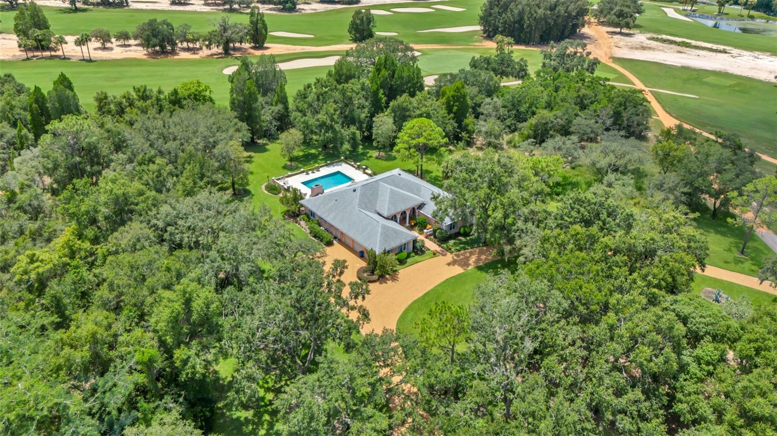 Listing photo id 24 for 116 Mountain Lake