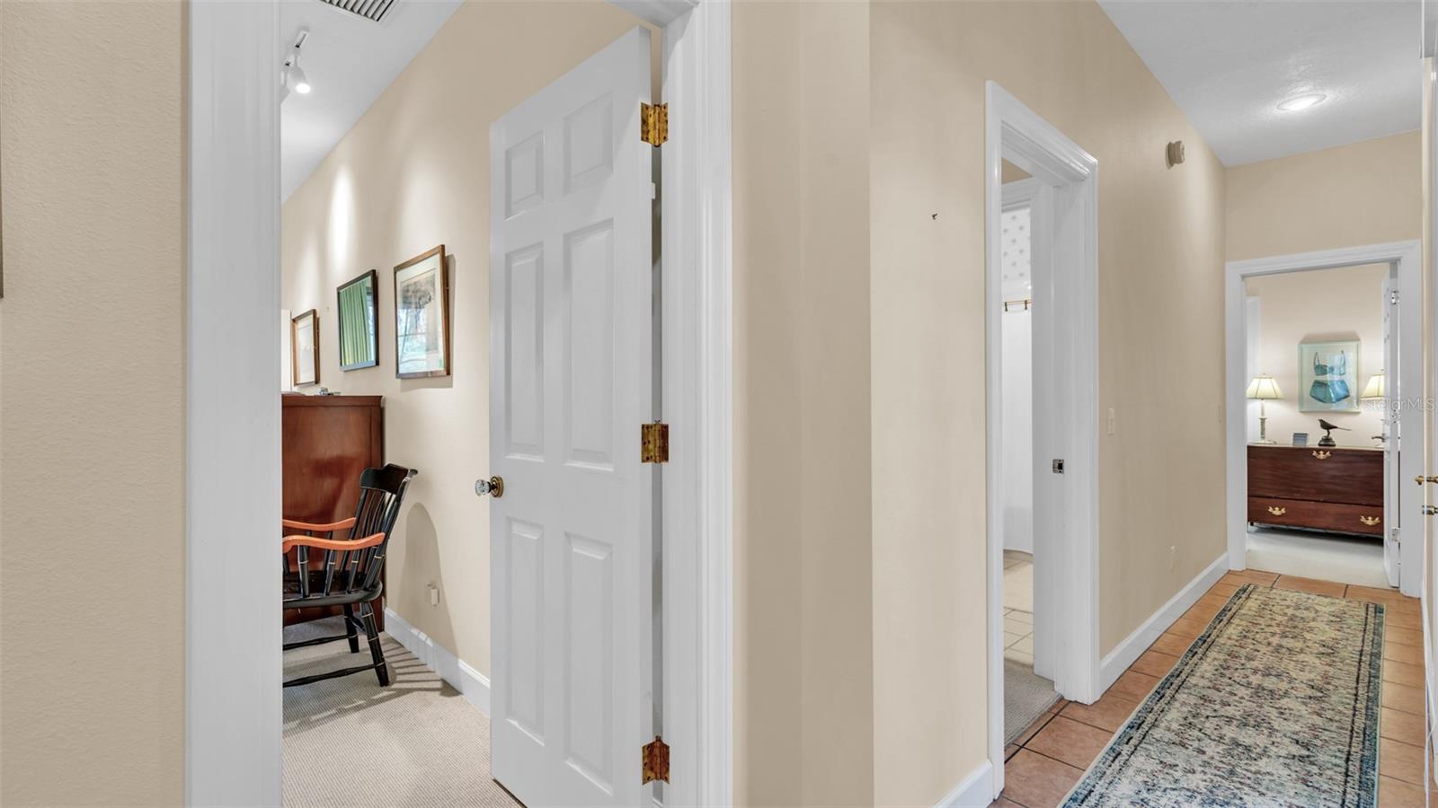 Listing photo id 28 for 116 Mountain Lake