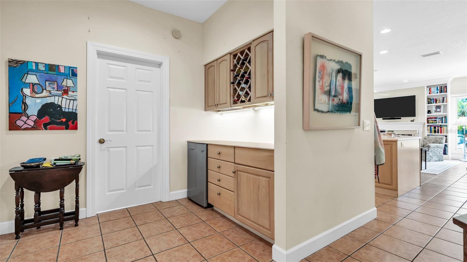 Listing photo id 32 for 116 Mountain Lake