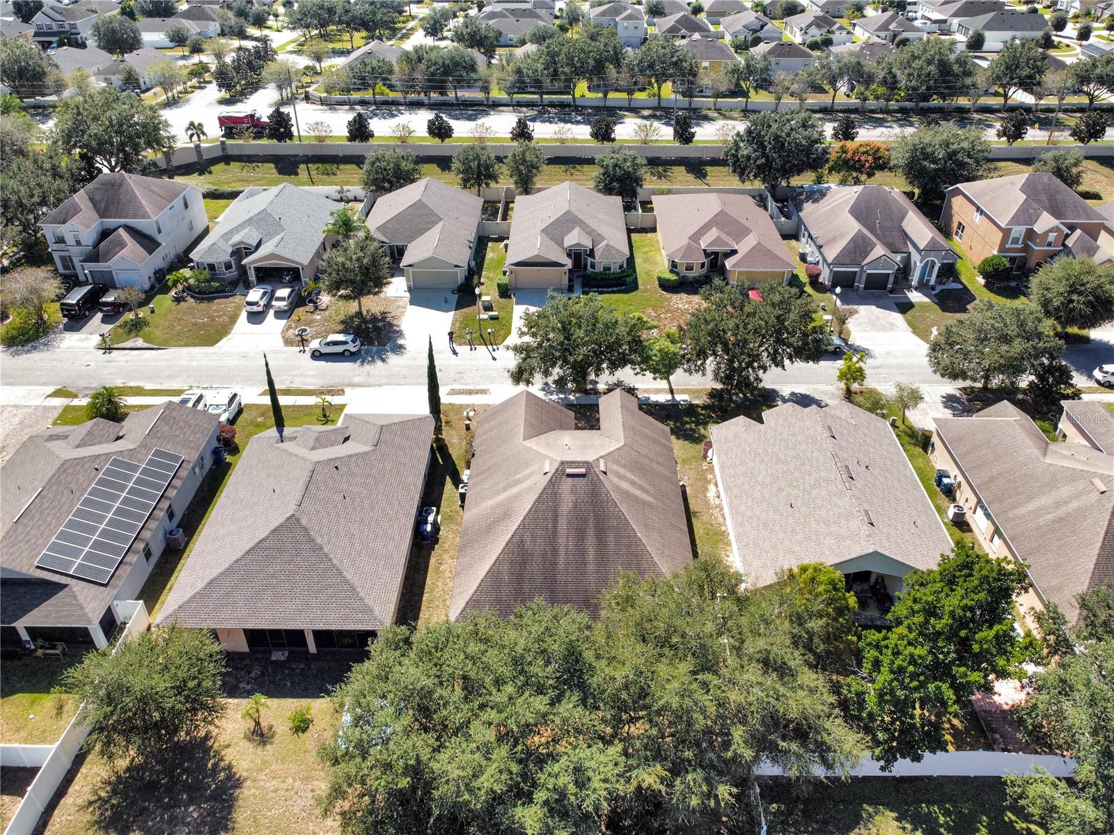 Image 4 of 35 For 290 Towerview Drive W