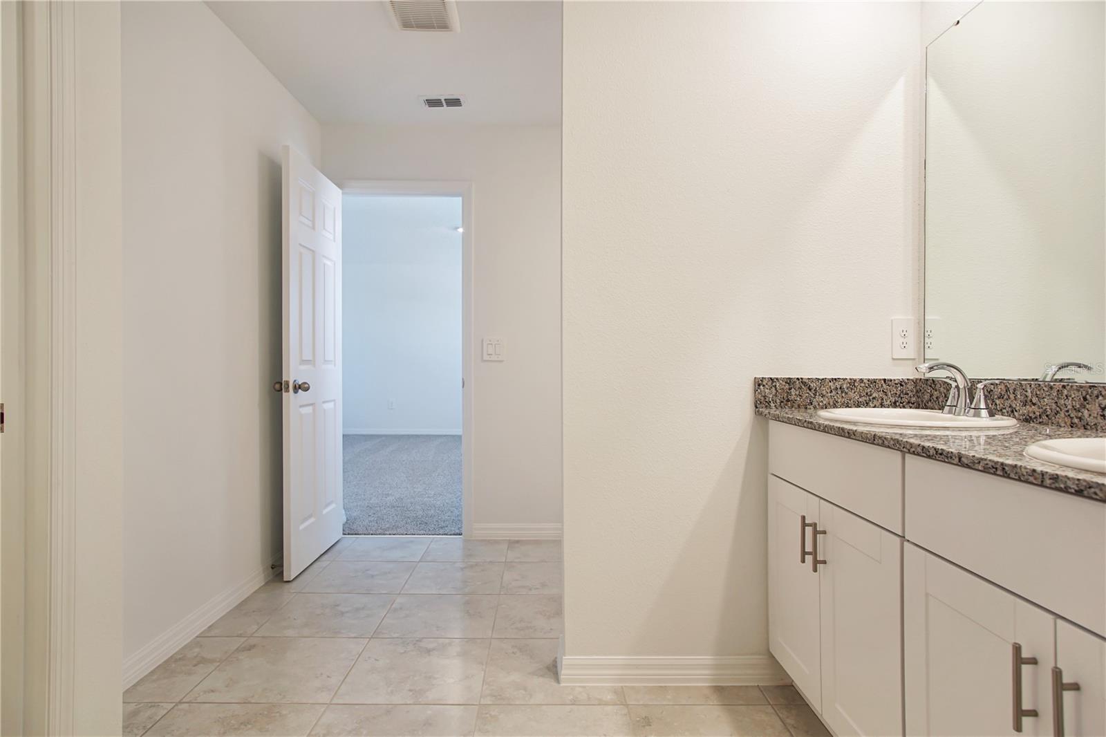 Image 17 of 40 For 879 Sand Sea Place