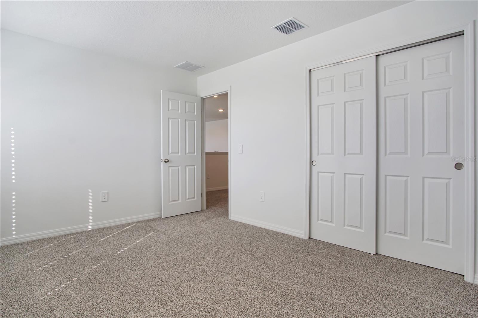 Image 21 of 40 For 879 Sand Sea Place