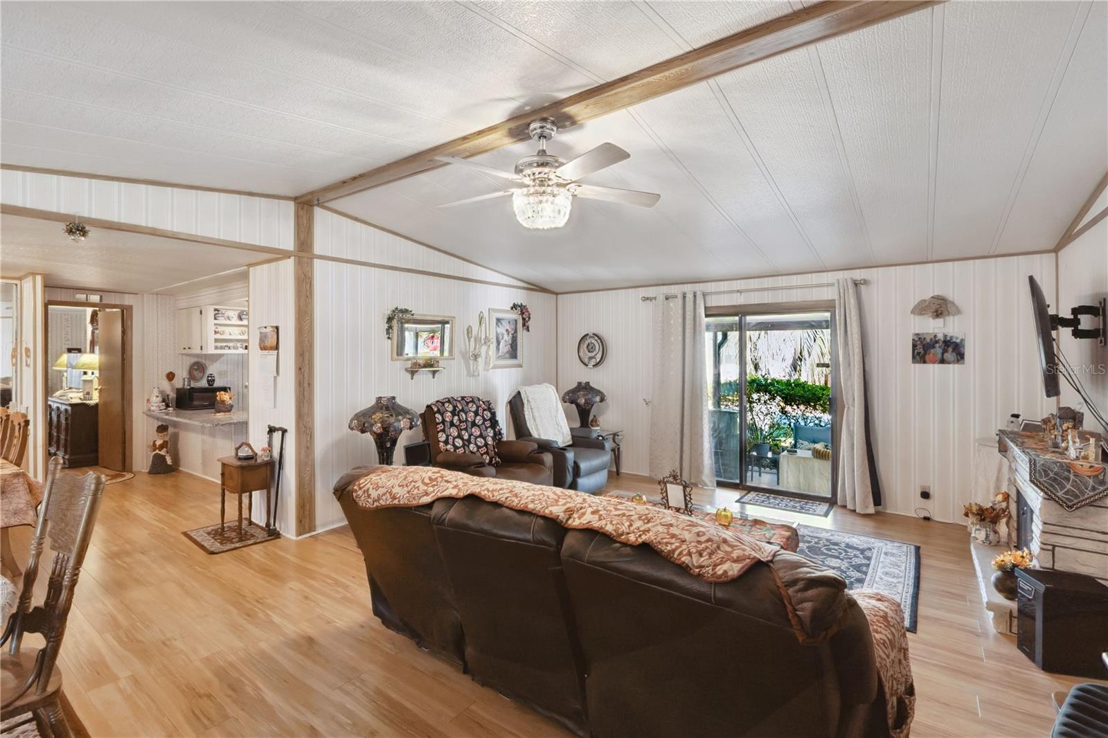 Image 6 of 31 For 6314 Bayberry Boulevard Ne