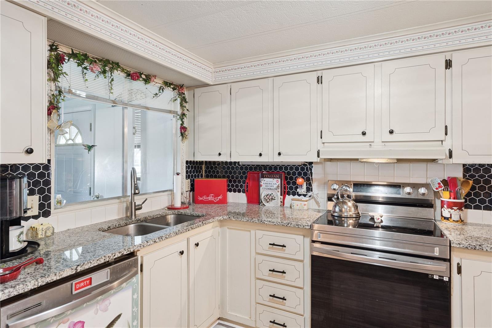 Image 8 of 31 For 6314 Bayberry Boulevard Ne