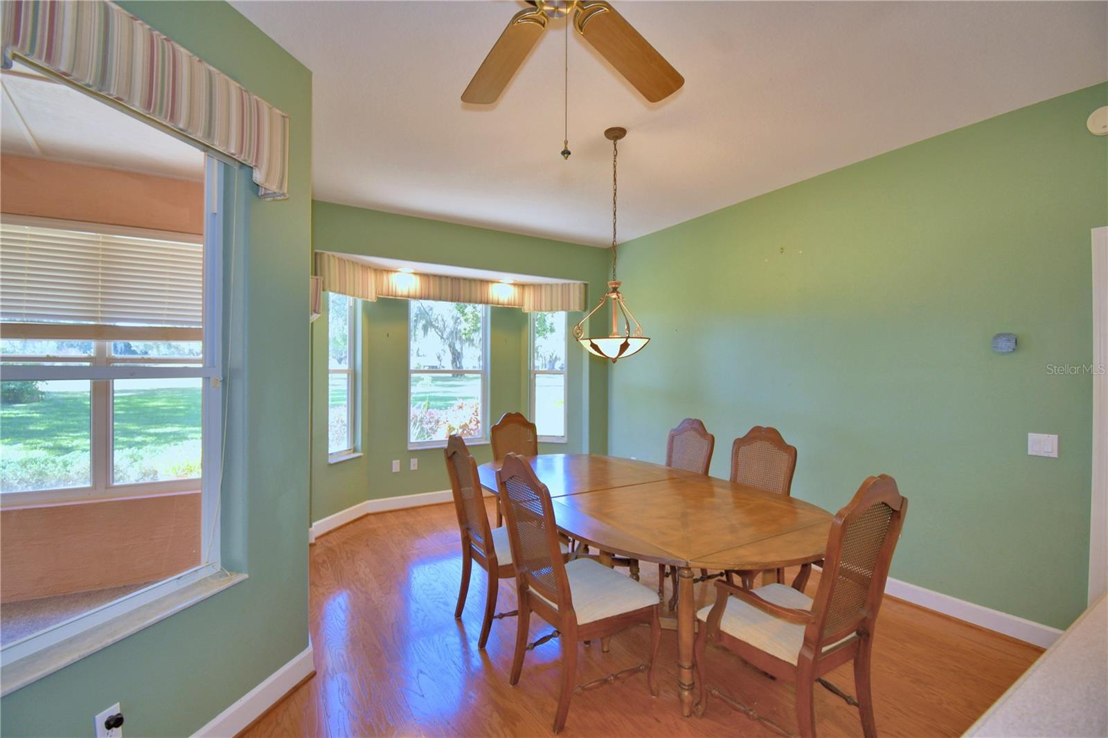 Image 18 of 78 For 239 Golf Aire Boulevard