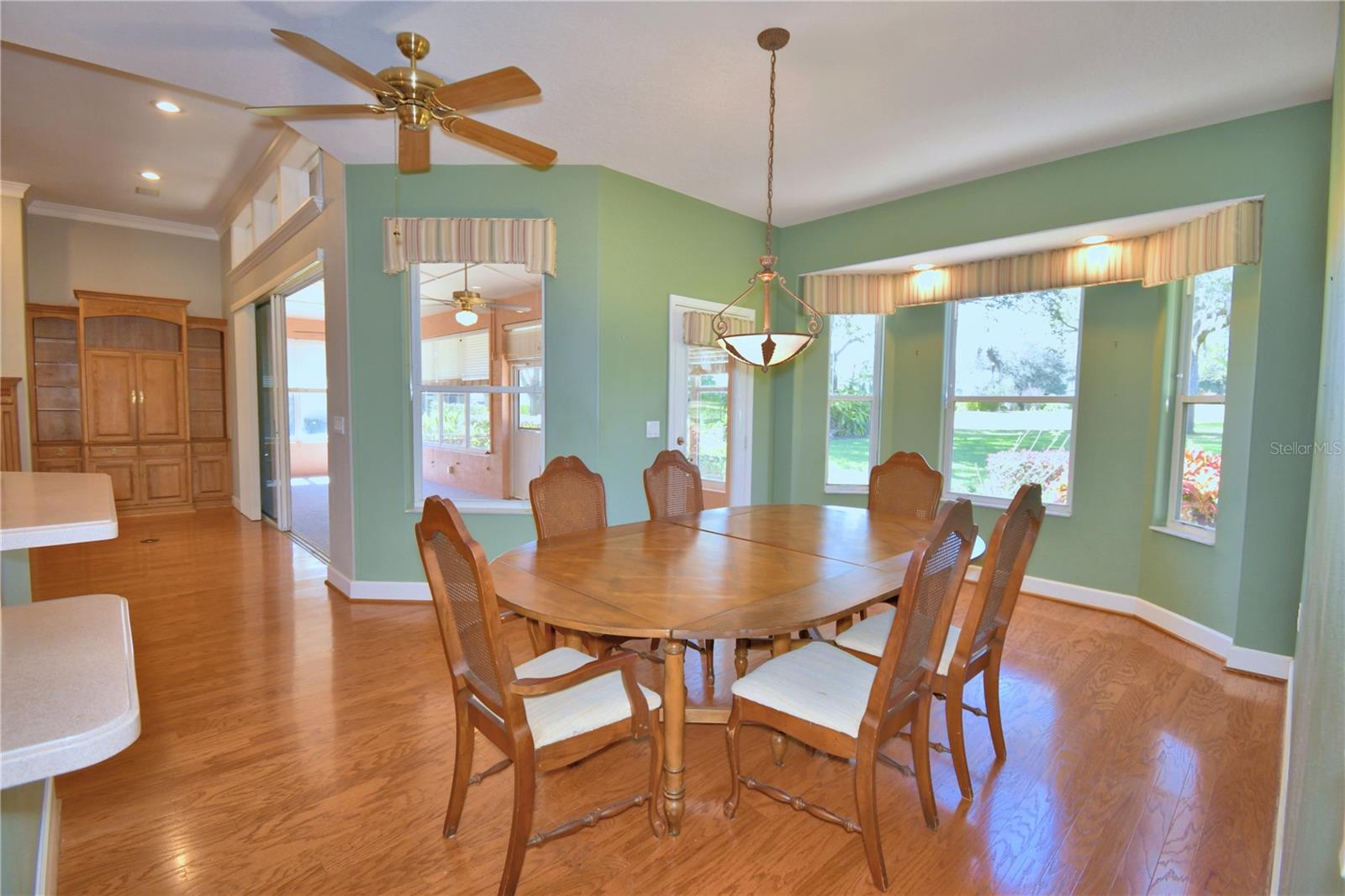 Image 19 of 78 For 239 Golf Aire Boulevard