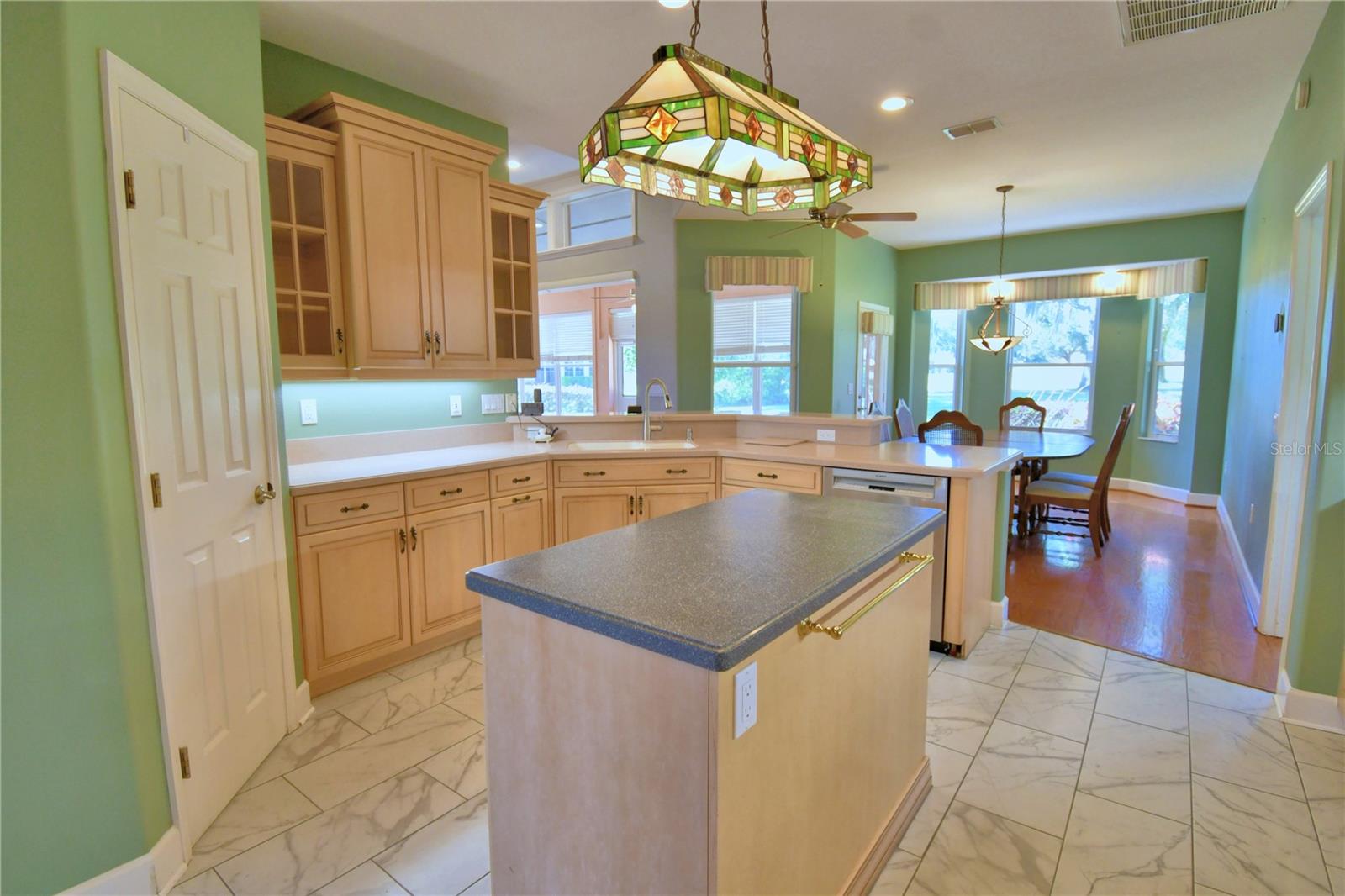 Image 25 of 78 For 239 Golf Aire Boulevard