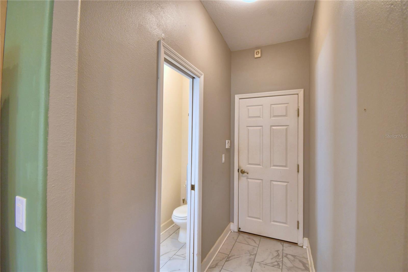 Image 28 of 78 For 239 Golf Aire Boulevard