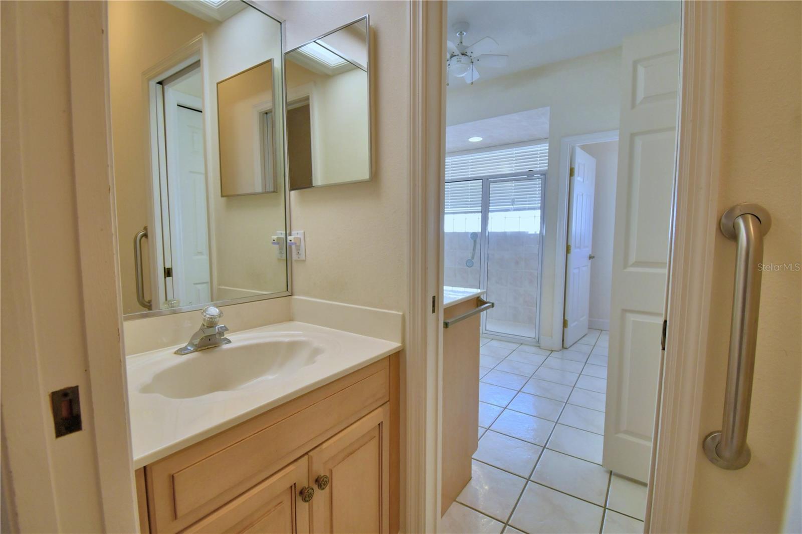 Image 29 of 78 For 239 Golf Aire Boulevard