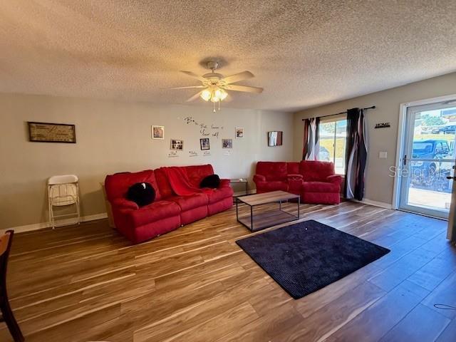 Image 4 of 8 For 207 Winter Ridge Boulevard 4